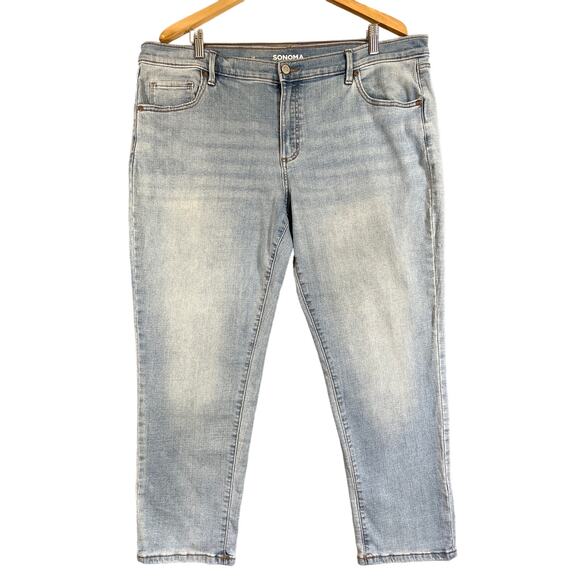 Sonoma Jeans Womens 18 Light Wash Goods For Life Girlfriend Jeans Stretch Denim - Picture 1 of 11